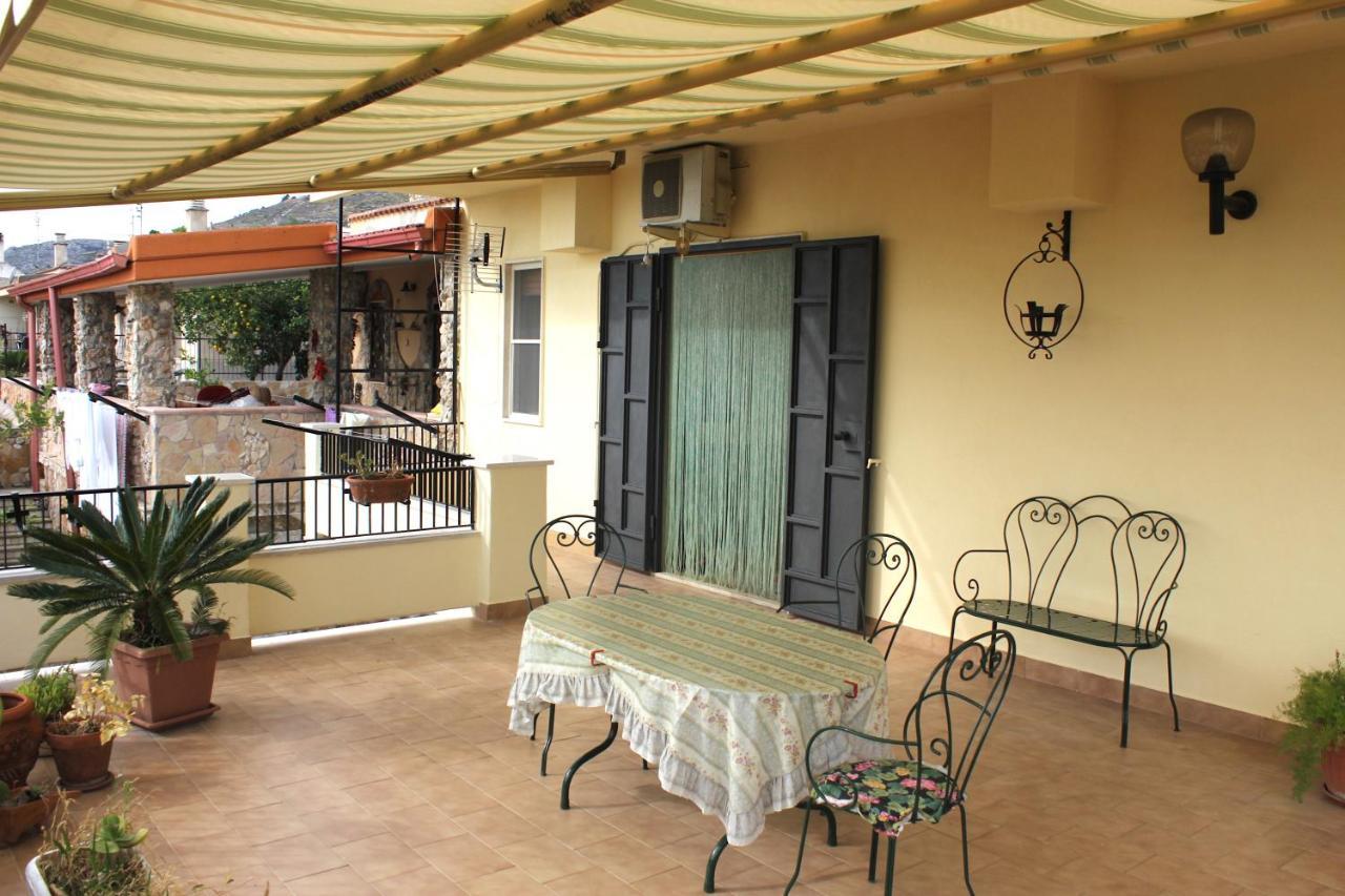Home With Amazing View Monte SantʼAngelo المظهر الخارجي الصورة